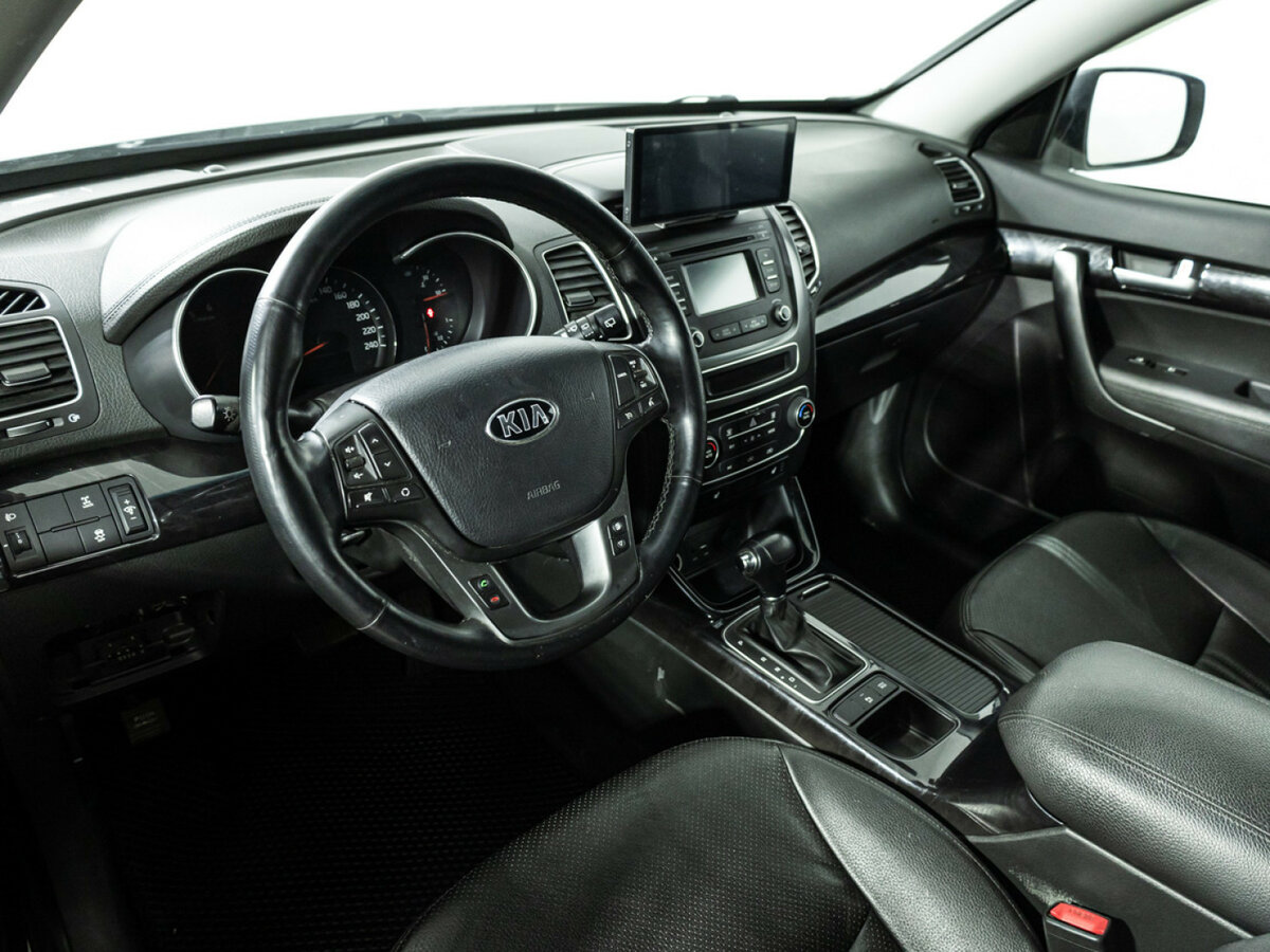 Kia Sorento II Рестайлинг, 2019 Фото №11