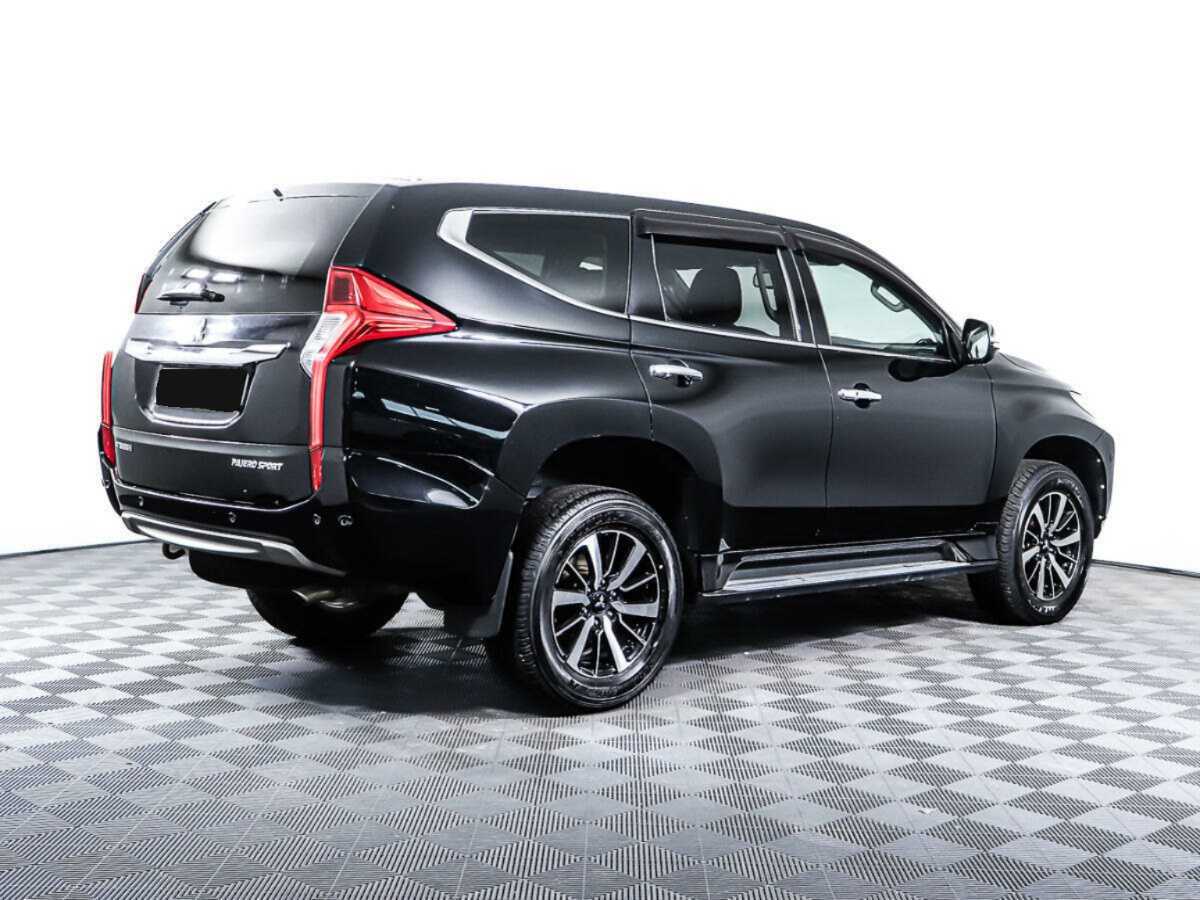 Mitsubishi Pajero Sport, 2018 Фото №5