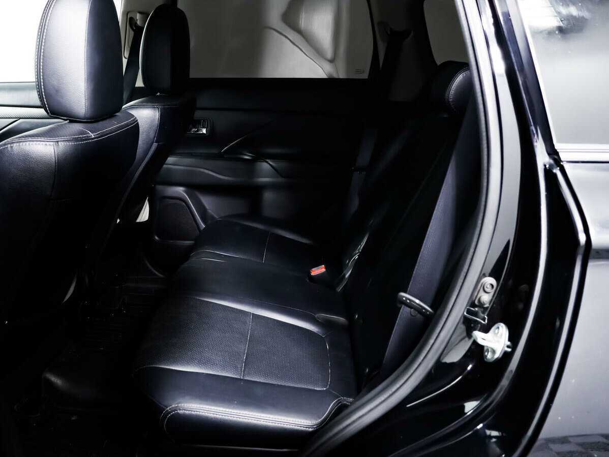 Mitsubishi Outlander, 2014 Фото №12