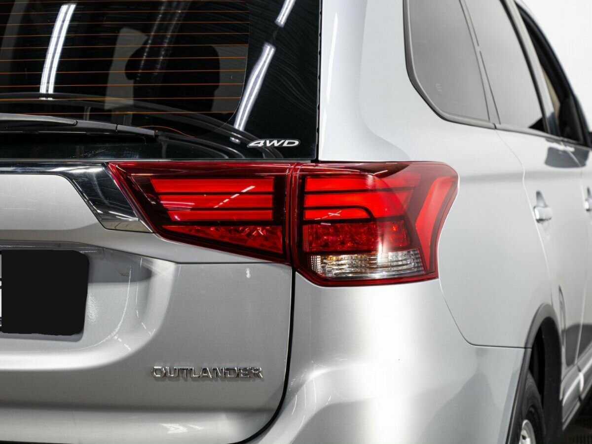 Mitsubishi Outlander, 2016 Фото №8