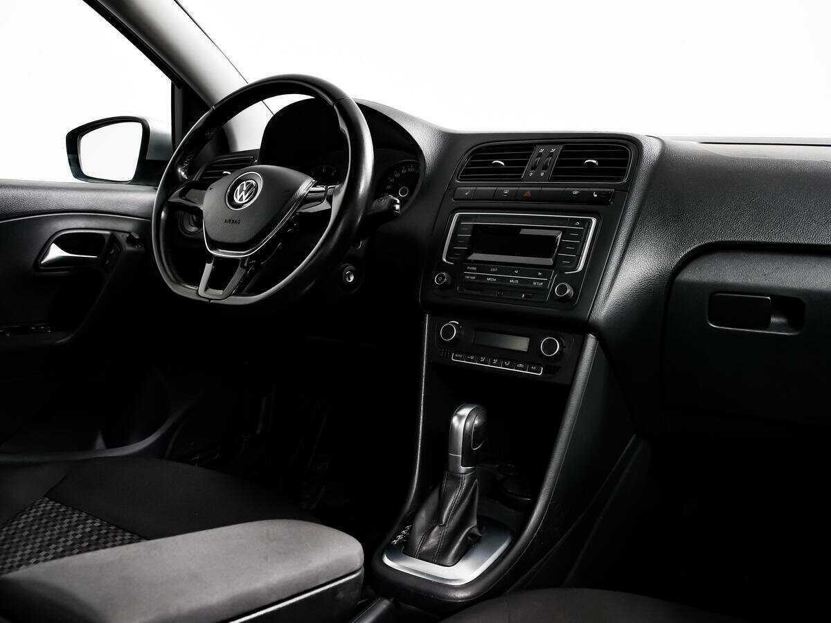 Volkswagen Polo, 2018 Фото №9