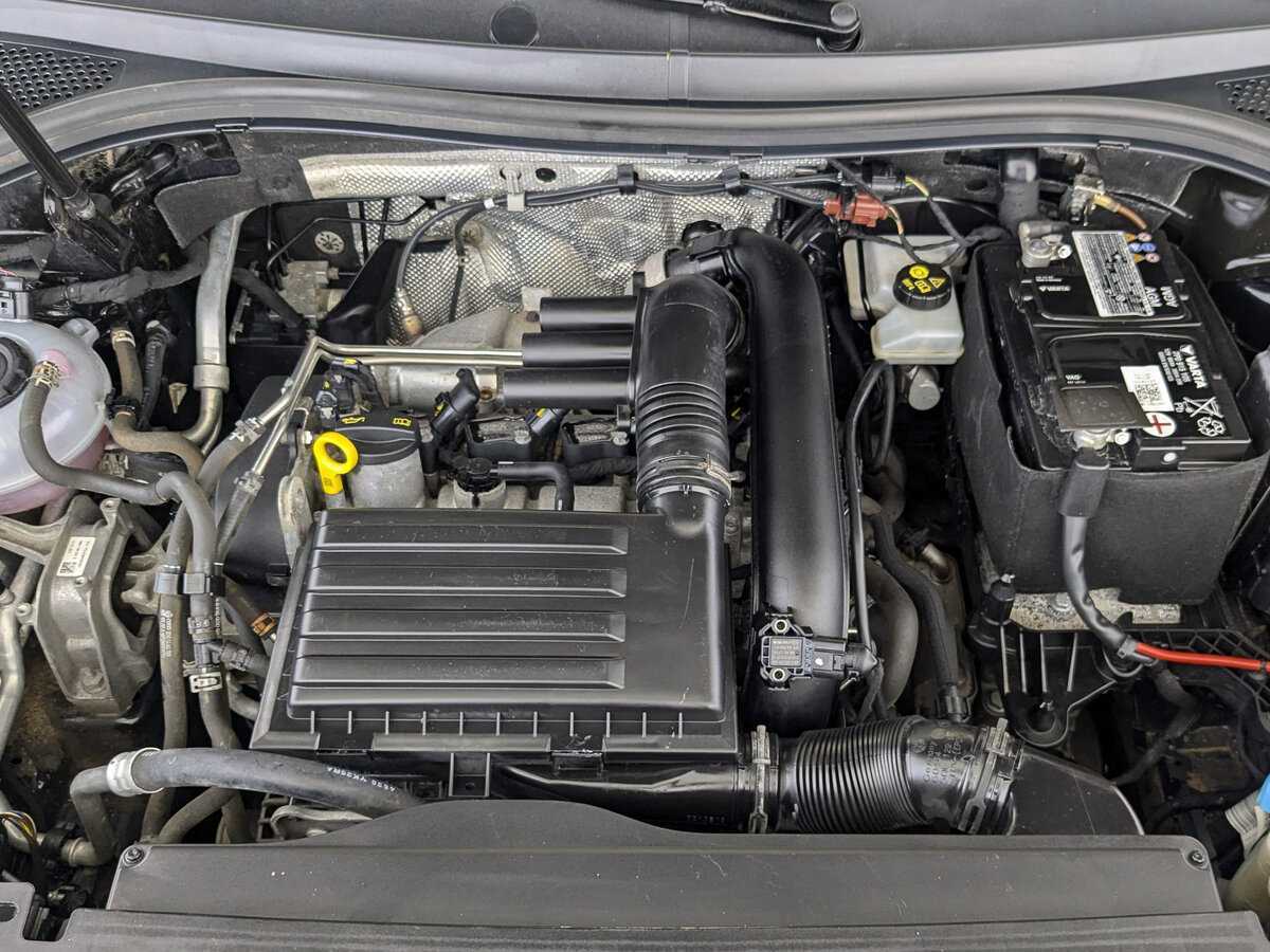 Volkswagen Tiguan, 2021 Фото №9