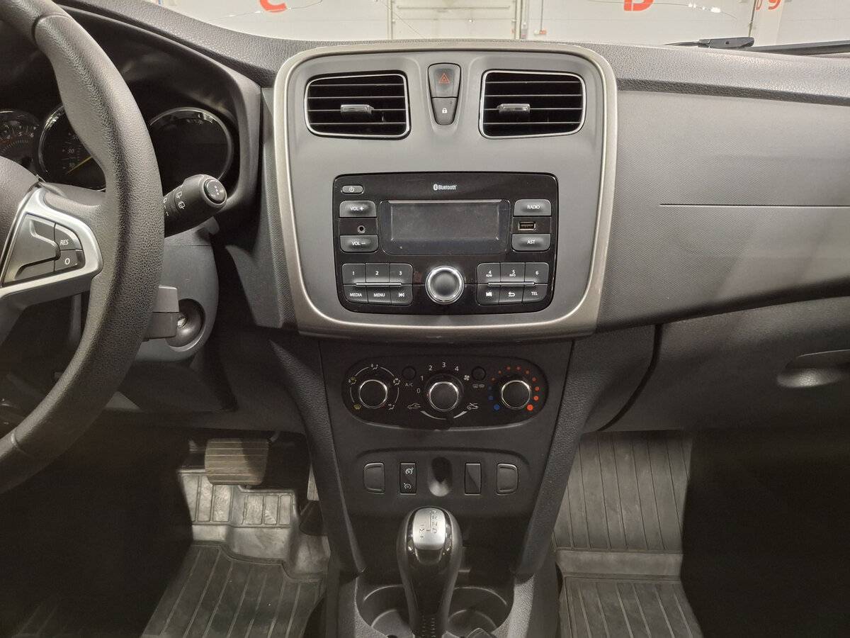 Renault Sandero Stepway II Рестайлинг, 2021 Фото №15