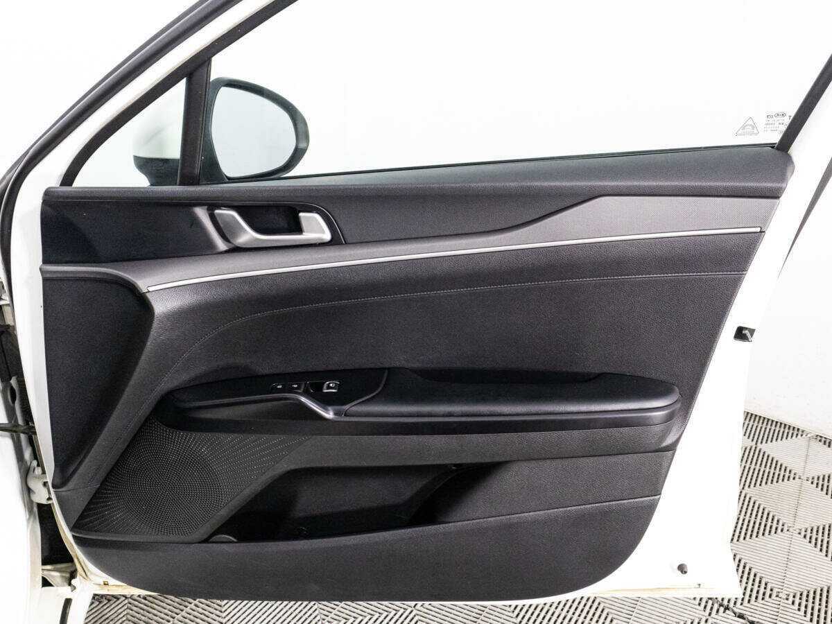 Kia K5, 2020 Фото №24