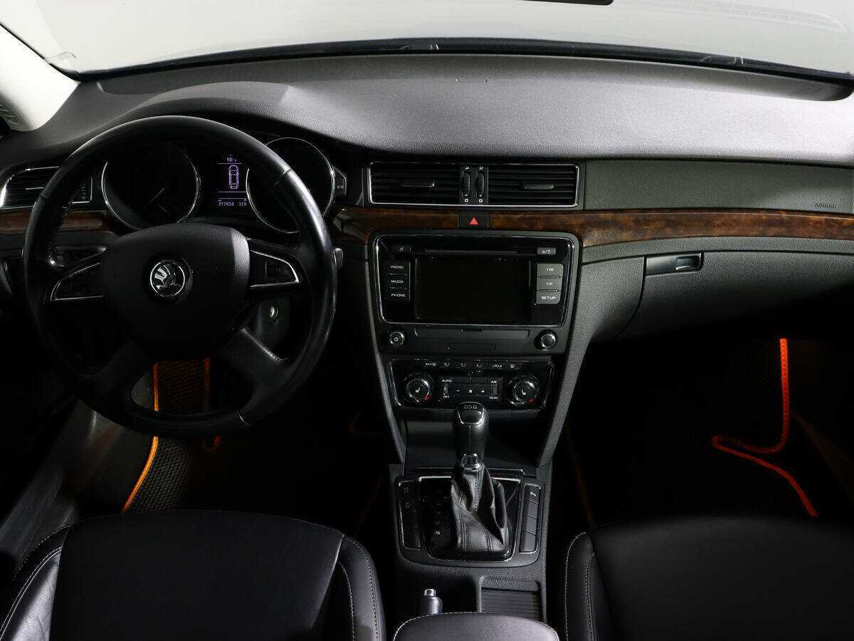 Skoda Superb DSG, 2014 Фото №12