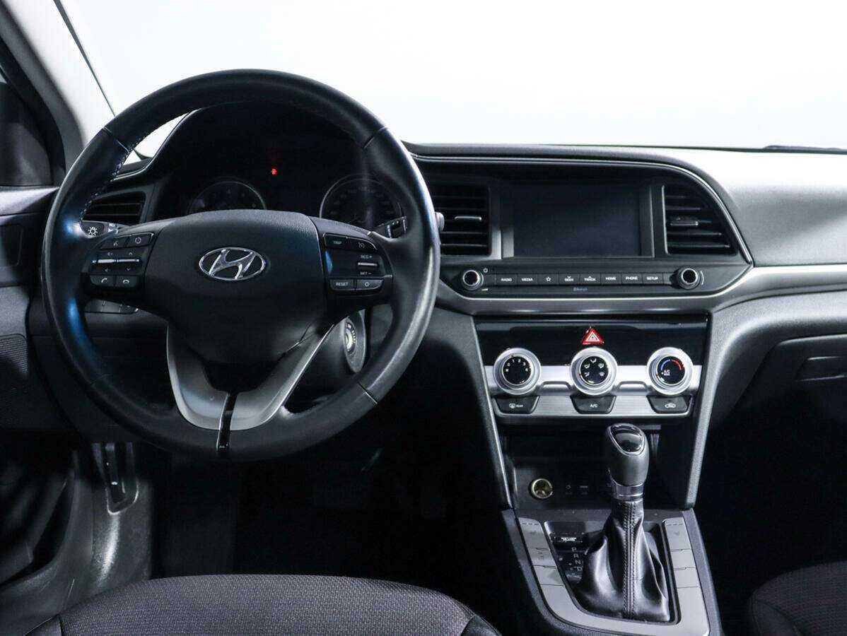 Hyundai Elantra, 2020 Фото №9