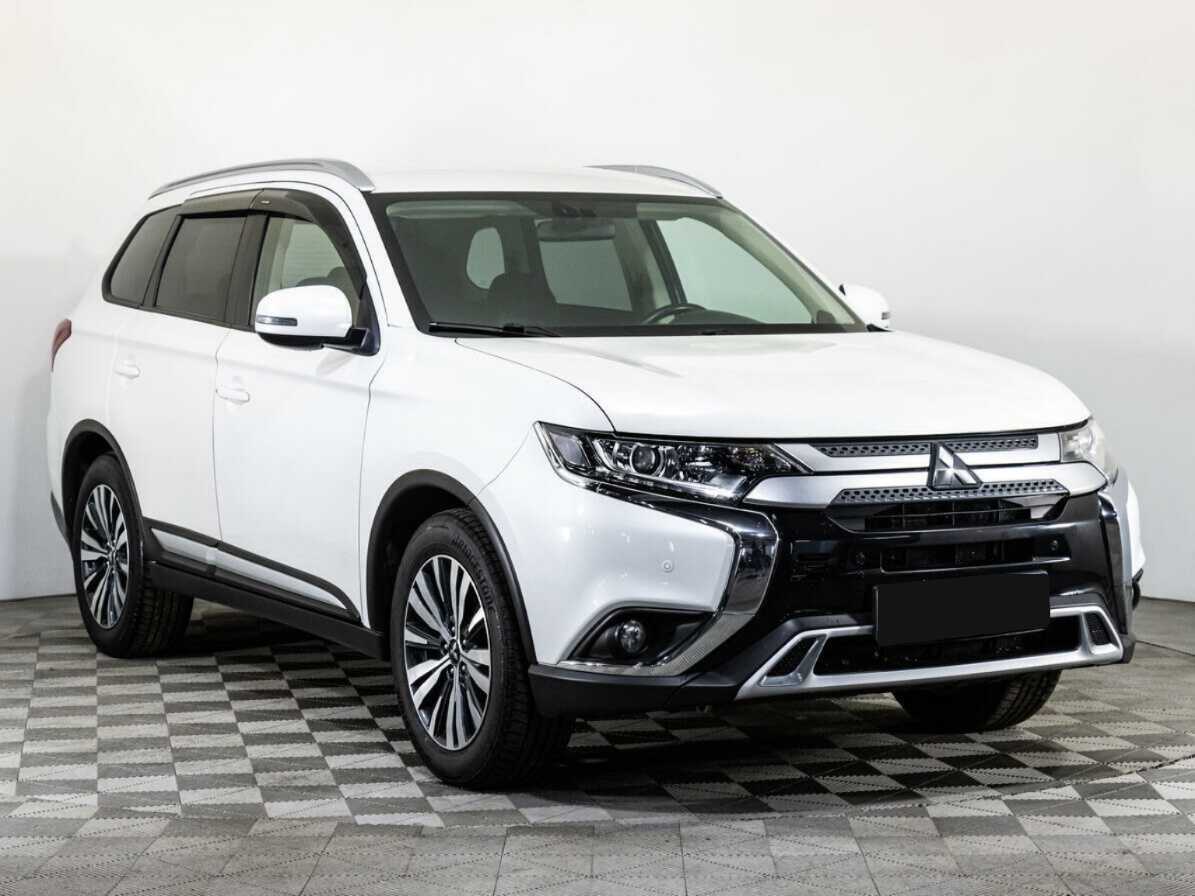 Mitsubishi Outlander, 2020 Фото №3