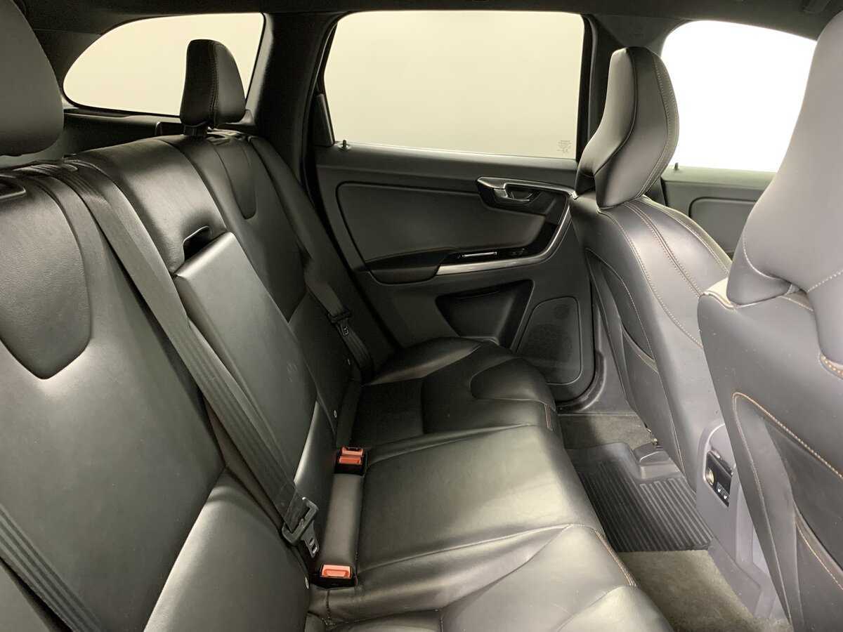 Volvo XC60, 2016 Фото №18