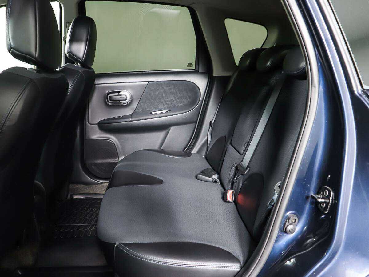 Nissan Note, 2012 Фото №8