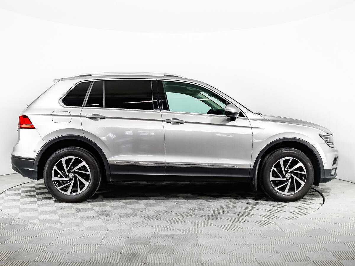 Volkswagen Tiguan, 2018 Фото №5
