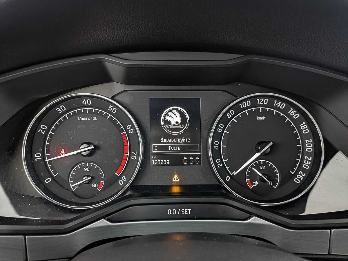 Skoda Superb, 2018 Фото №14