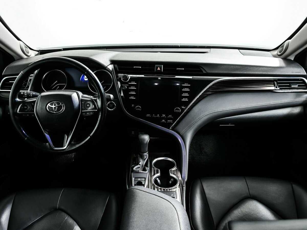 Toyota Camry, 2019 Фото №11