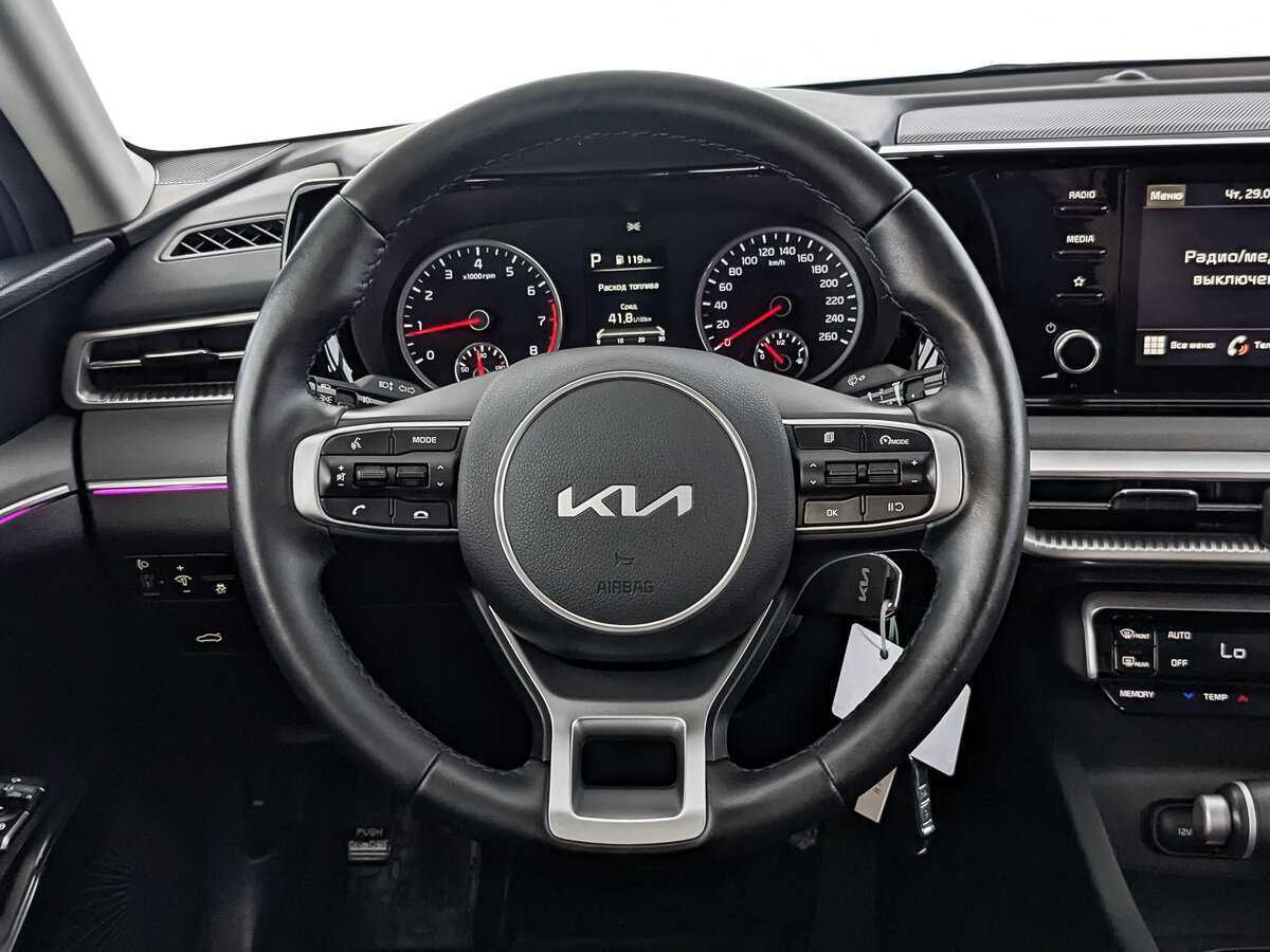 Kia K5, 2023 Фото №18