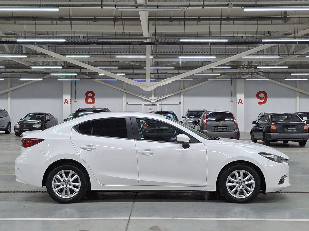 Mazda 3 III (BM) Рестайлинг, 2018 Фото №4