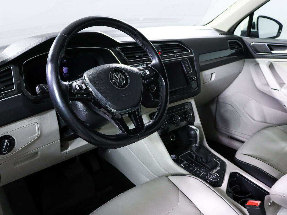 Volkswagen Tiguan, 2017 Фото №12
