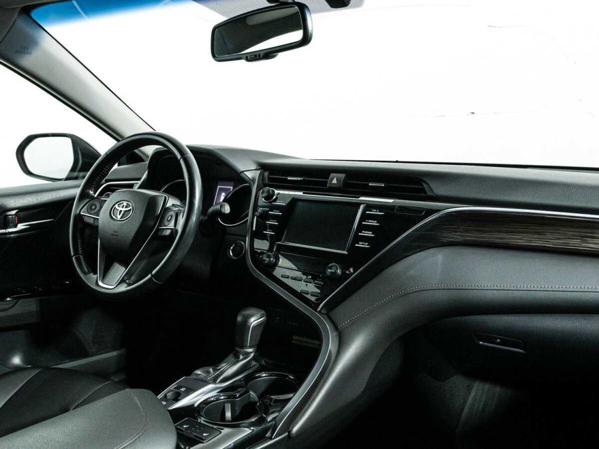 Toyota Camry, 2019 Фото №9