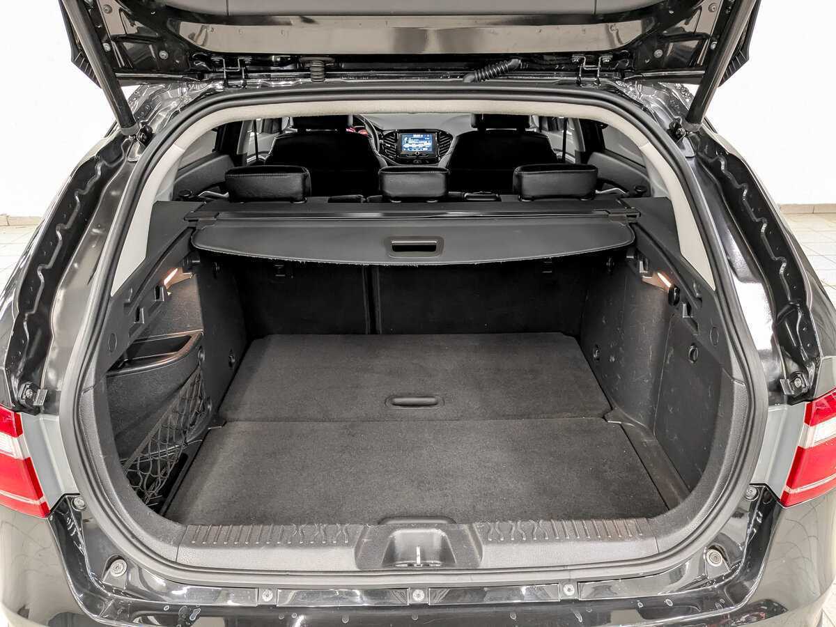 Lada (ВАЗ) Vesta SW Cross, 2019 Фото №10