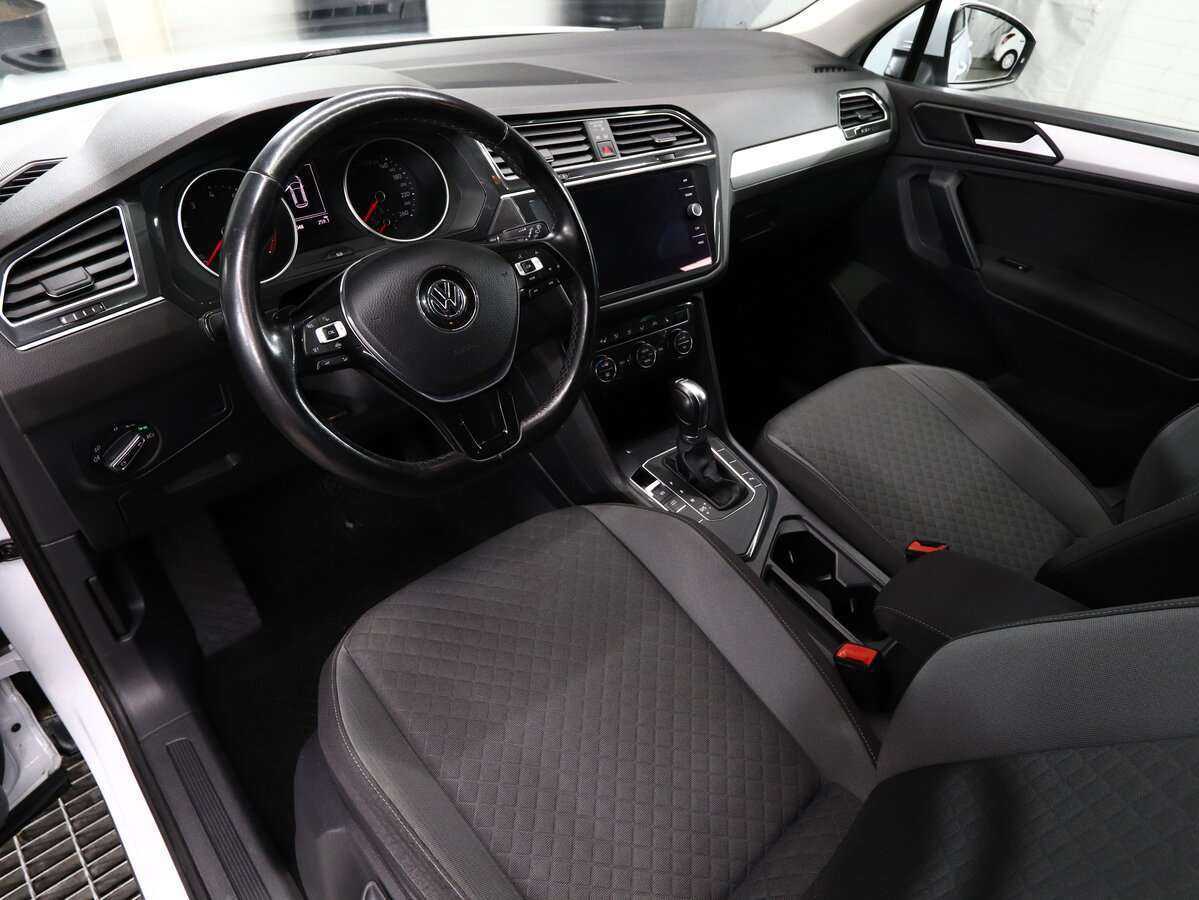Volkswagen Tiguan, 2019 Фото №7