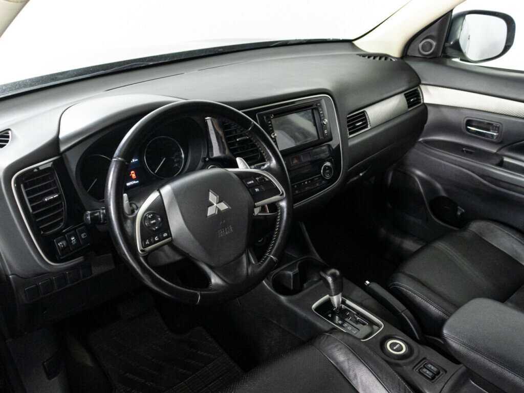 Mitsubishi Outlander, 2013 Фото №11