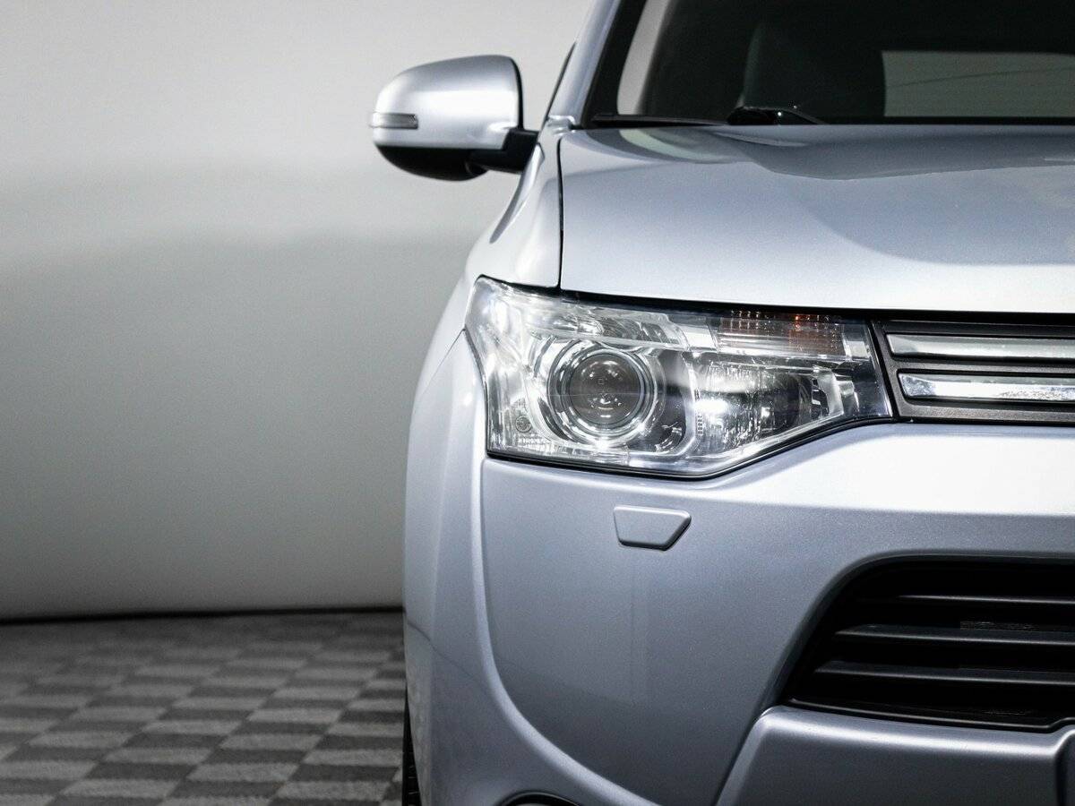 Mitsubishi Outlander, 2012 Фото №15