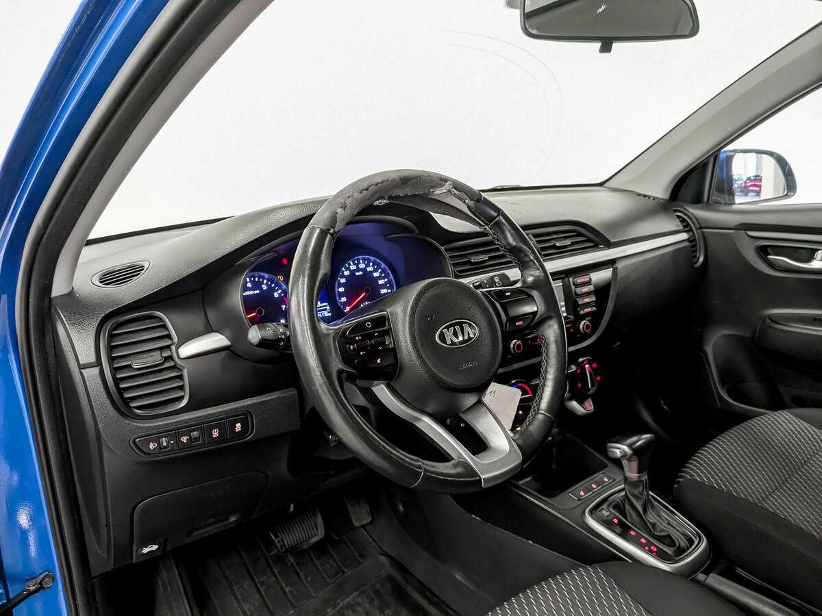 Kia Rio X-Line, 2020 Фото №16