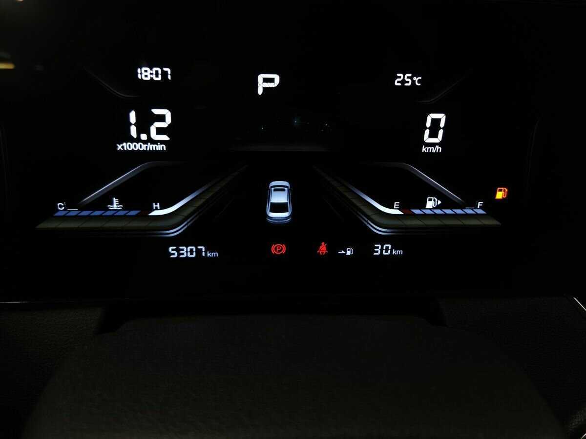 FAW Bestune B70, 2023 Фото №16