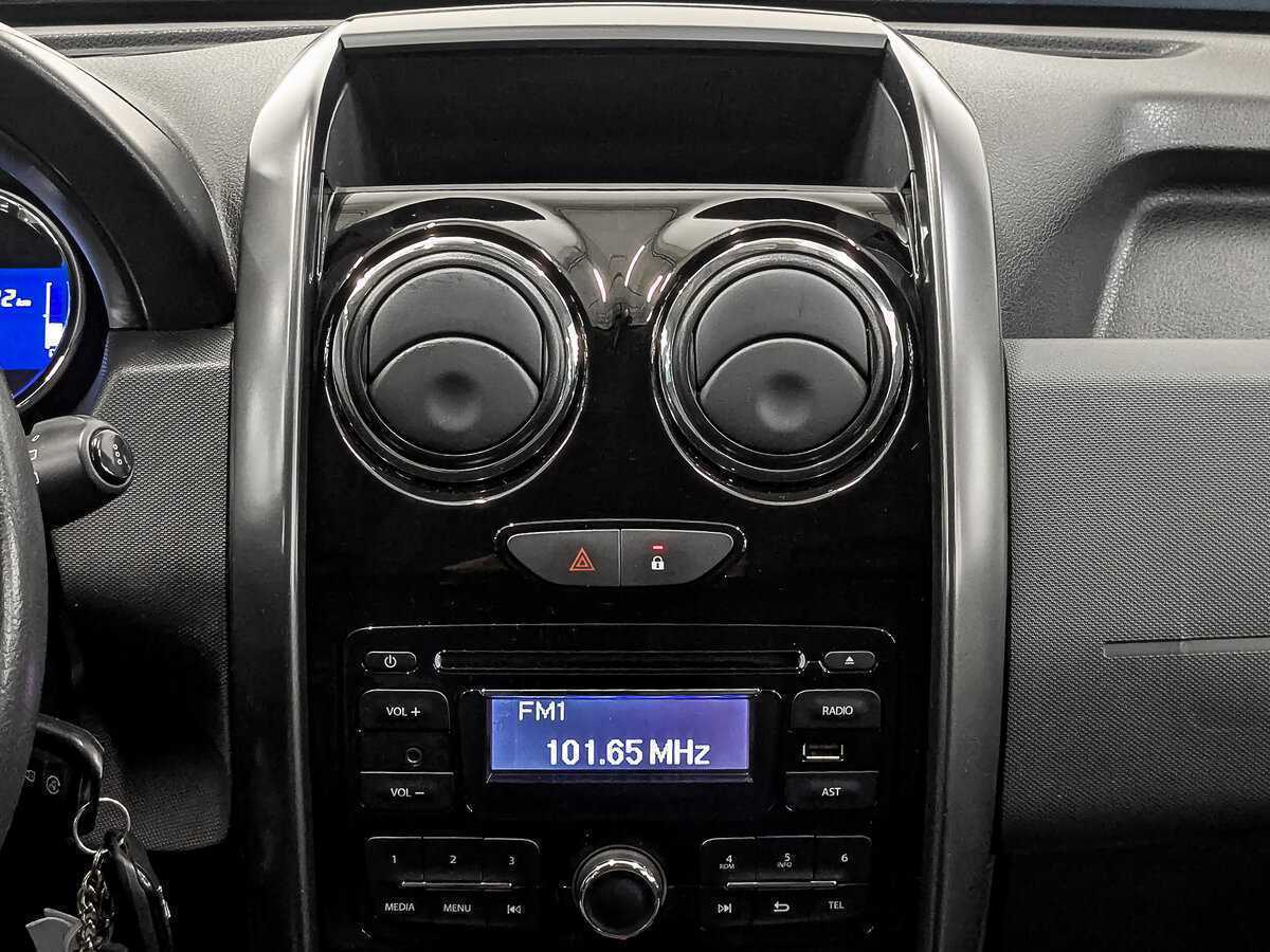 Renault Duster, 2015 Фото №17