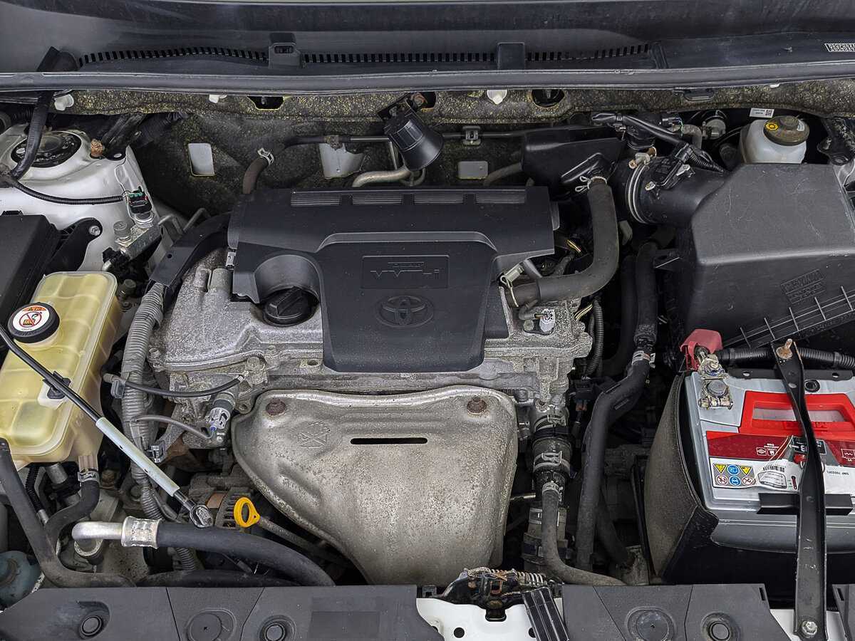 Toyota RAV4, 2018 Фото №9