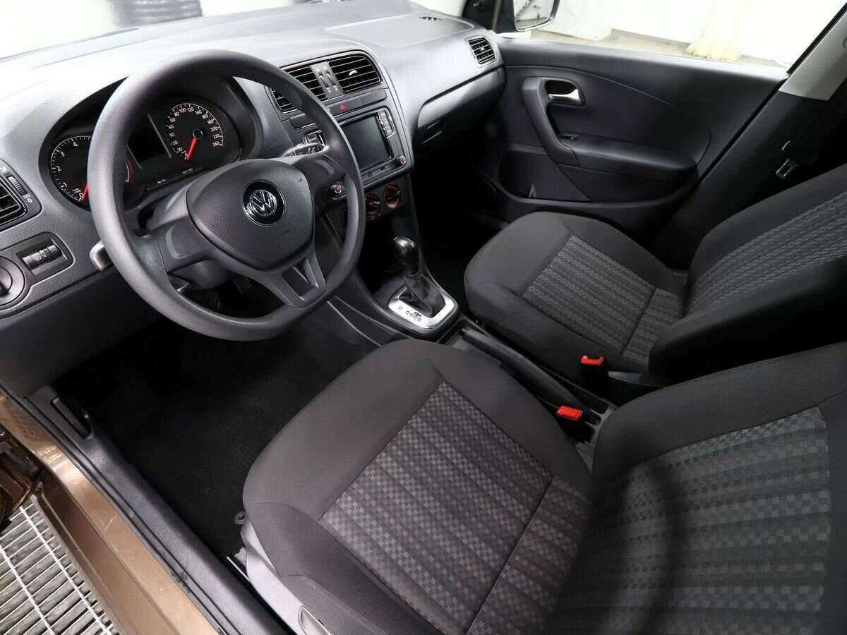 Volkswagen Polo, 2018 Фото №7