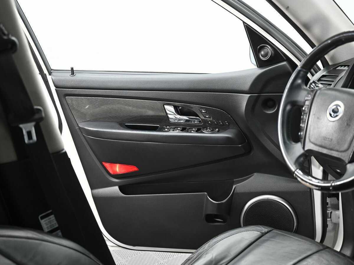 SsangYong Rexton, 2013 Фото №7