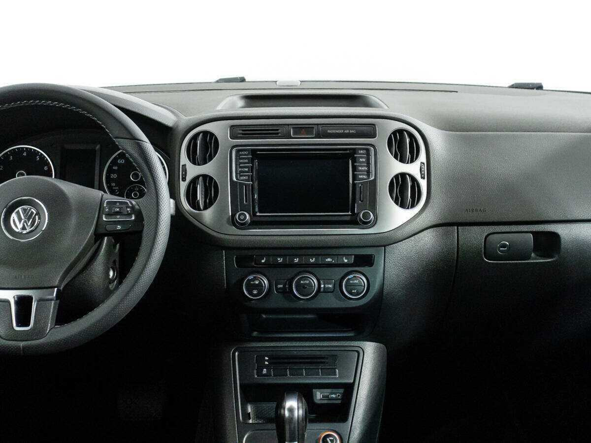 Volkswagen Tiguan, 2015 Фото №13