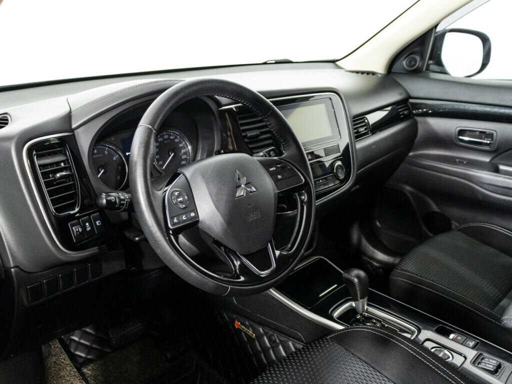 Mitsubishi Outlander, 2019 Фото №8