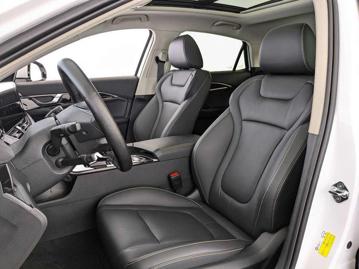 FAW Bestune B70, 2023 Фото №16