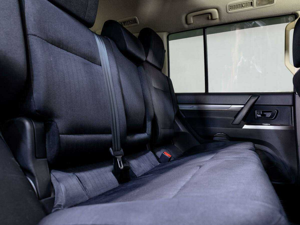 Mitsubishi Pajero, 2013 Фото №11