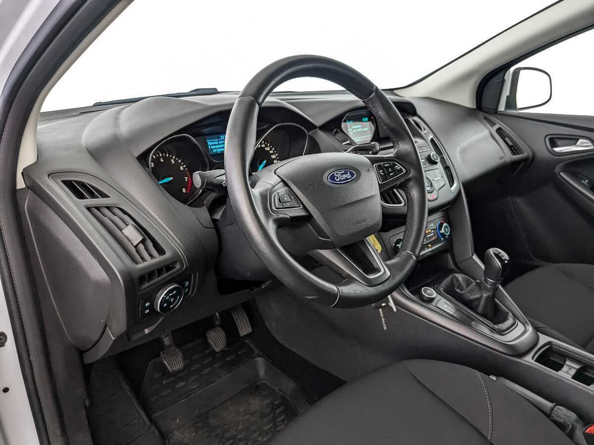 Ford Focus, 2018 Фото №14