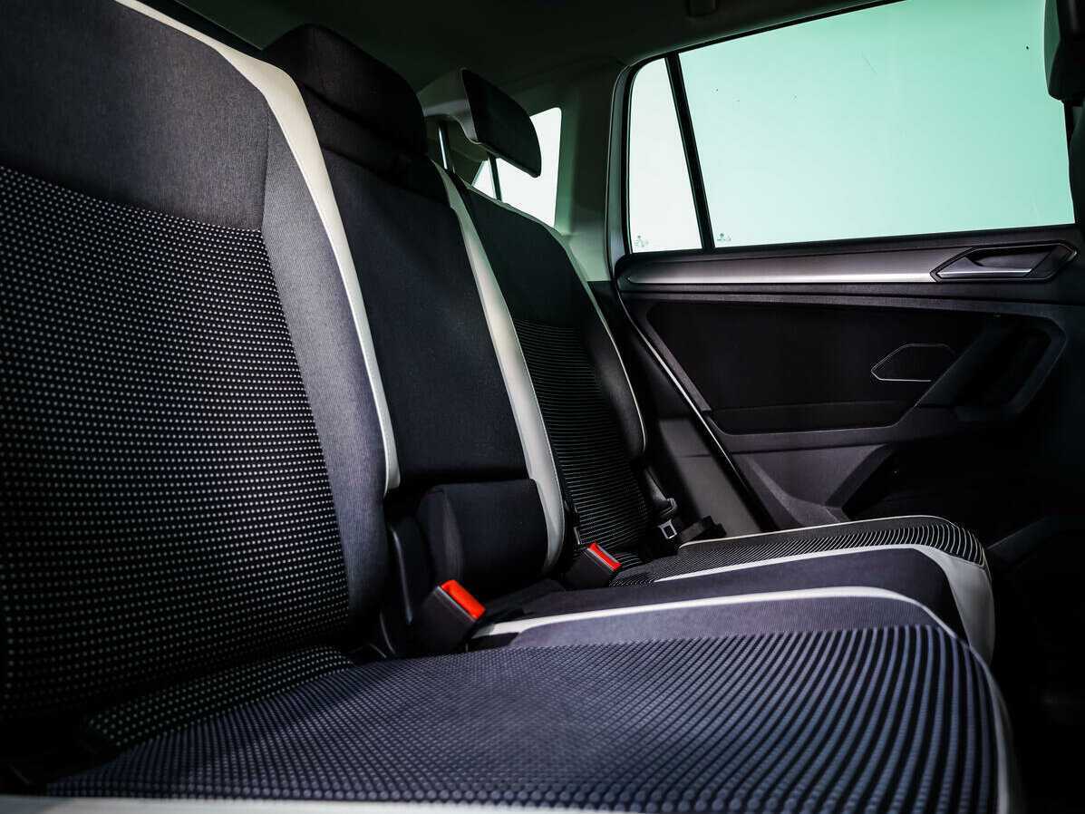 Volkswagen Tiguan, 2019 Фото №12
