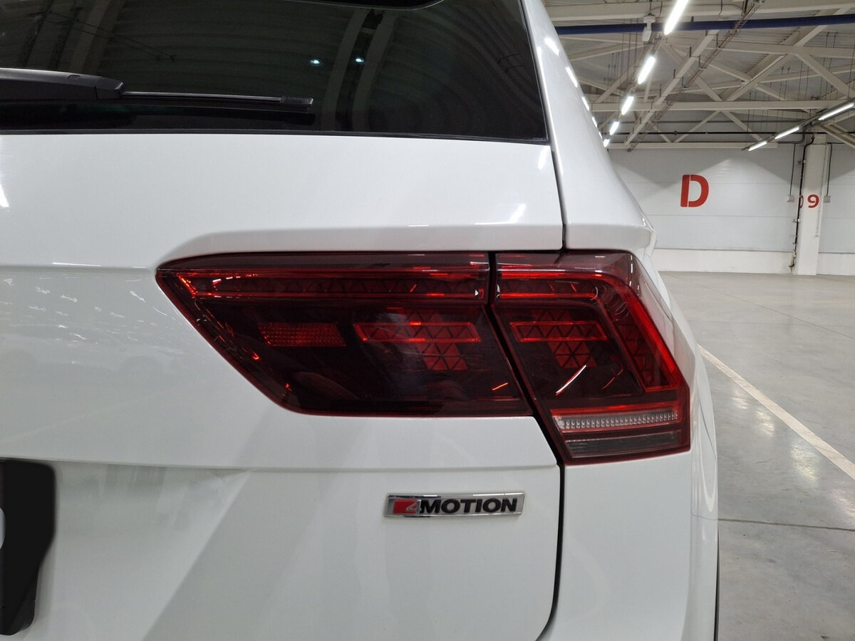 Volkswagen Tiguan II, 2020 Фото №9