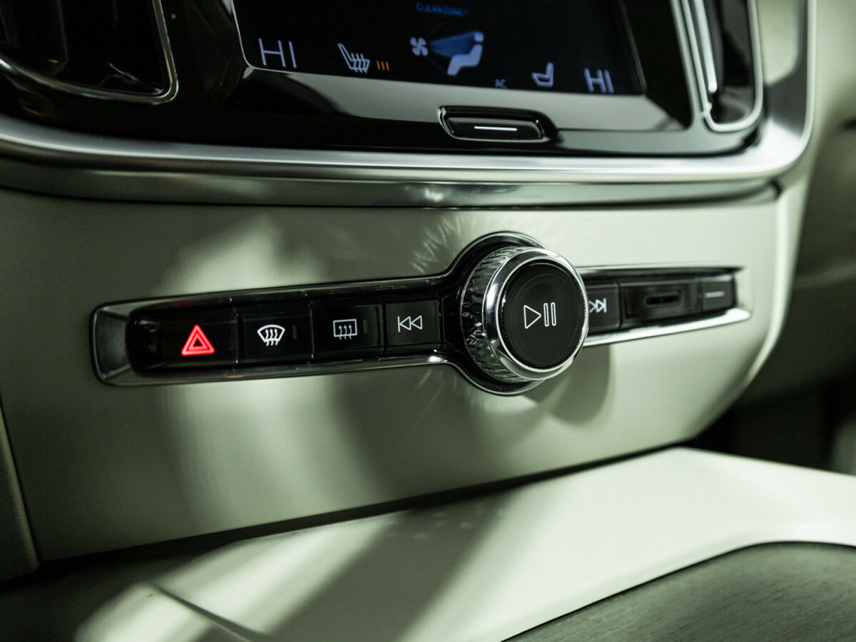 Volvo V60 II, 2018 Фото №20