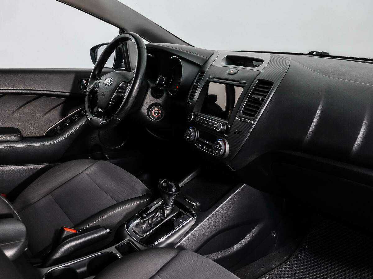 Kia Cerato, 2017 Фото №11
