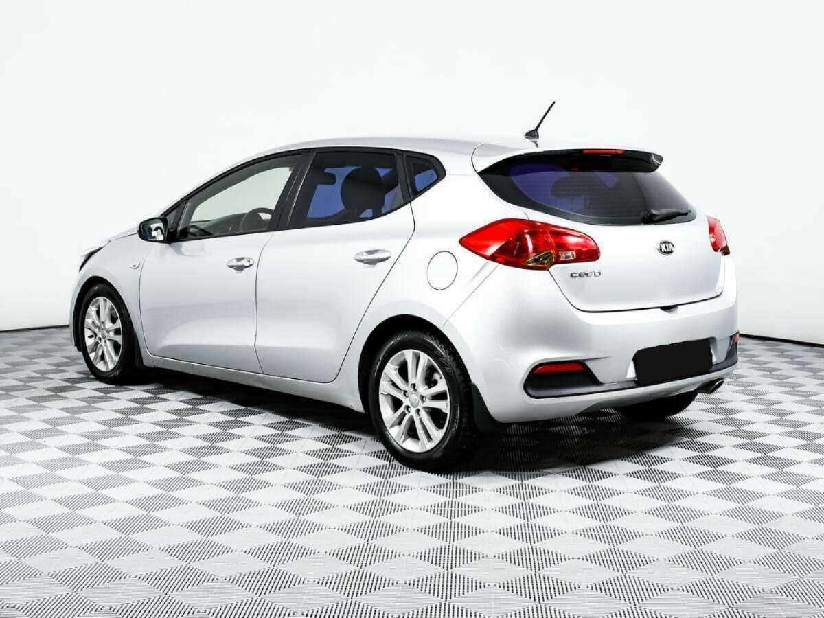 Kia Ceed, 2012 Фото №7