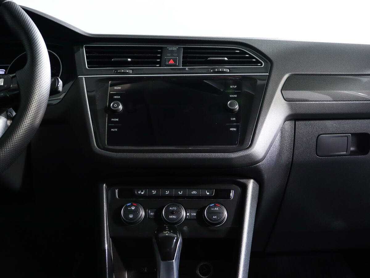 Volkswagen Tiguan, 2017 Фото №11