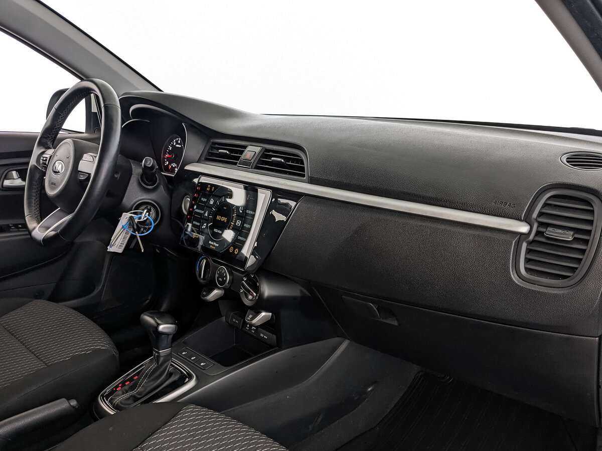 Kia Rio X-Line, 2019 Фото №13