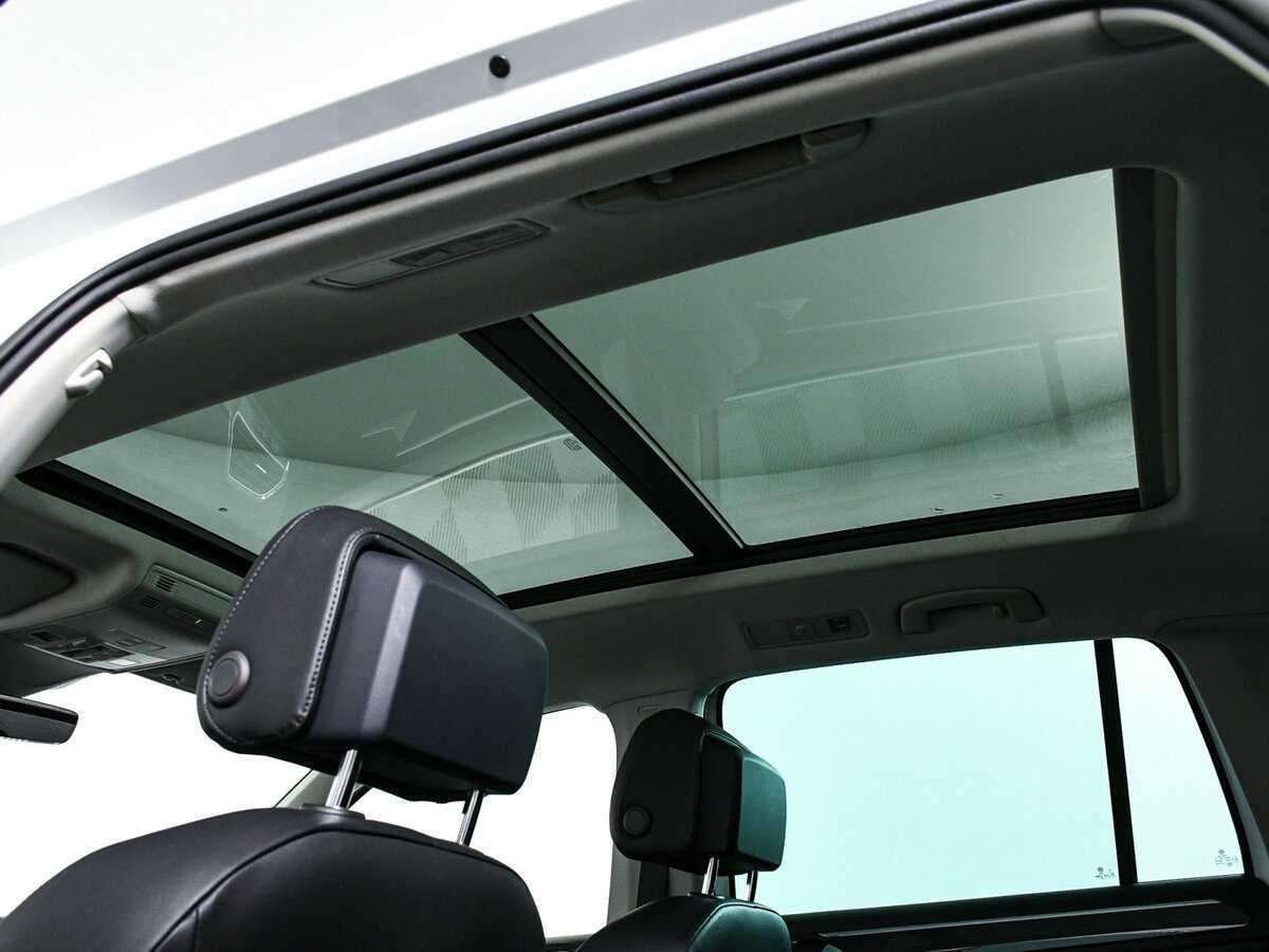 Volkswagen Tiguan, 2020 Фото №15