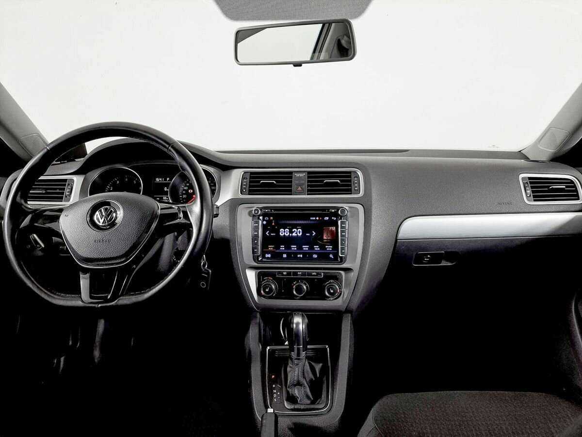 Volkswagen Jetta, 2018 Фото №11