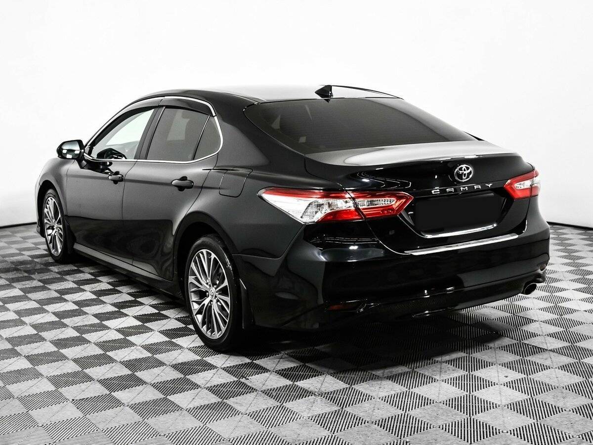 Toyota Camry, 2019 Фото №7