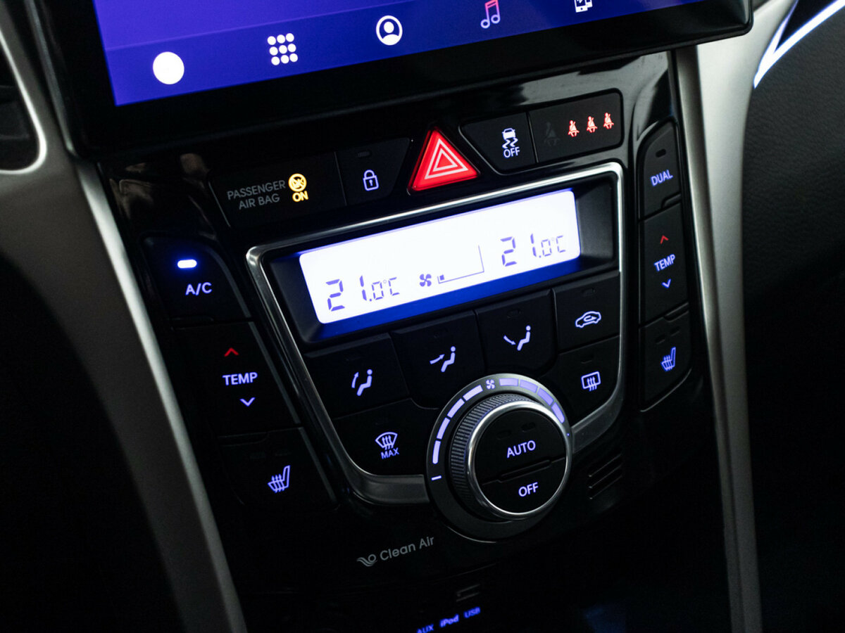 Hyundai i30 II Рестайлинг, 2015 Фото №16