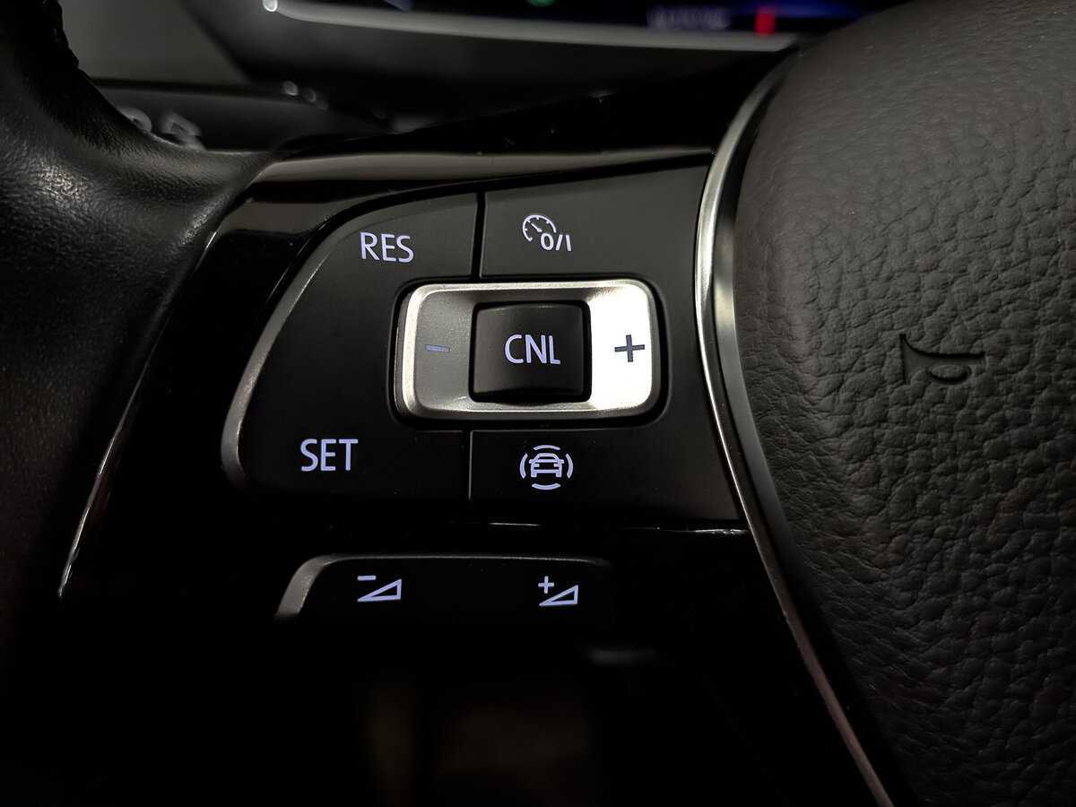 Volkswagen Tiguan, 2020 Фото №27