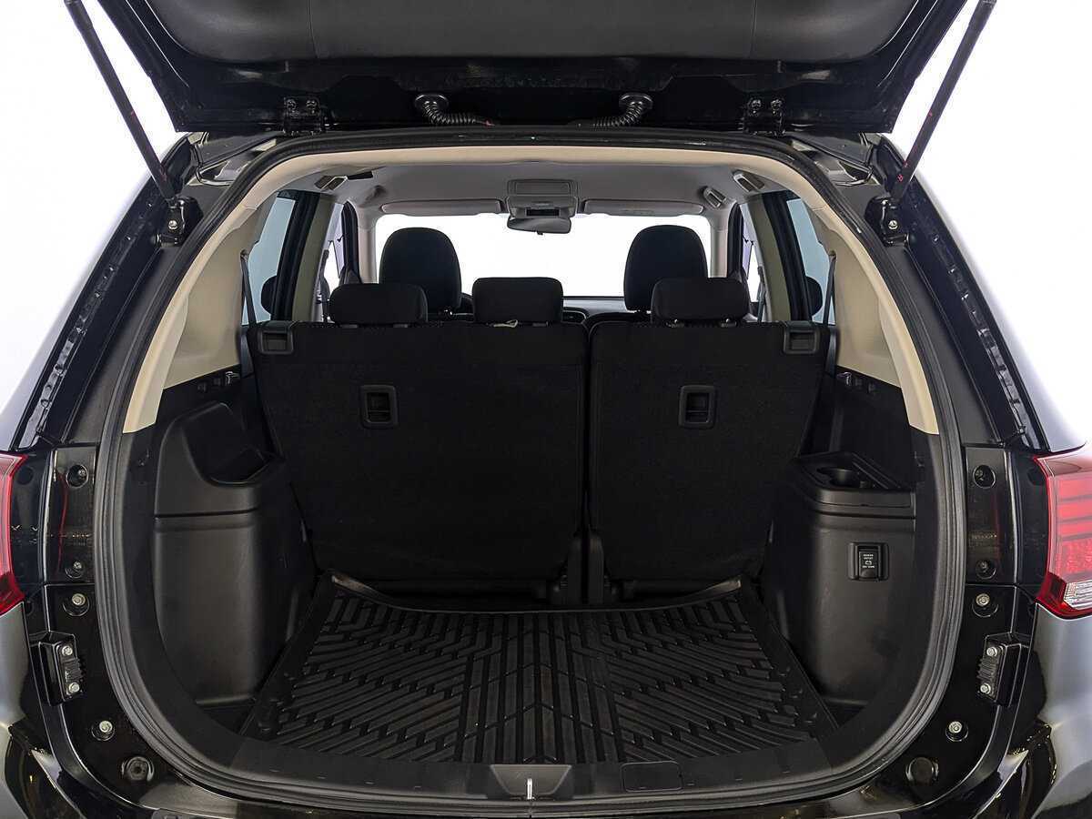 Mitsubishi Outlander, 2021 Фото №10