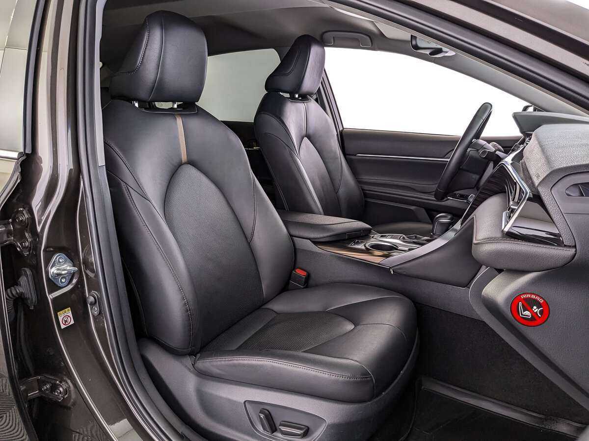 Toyota Camry, 2018 Фото №20