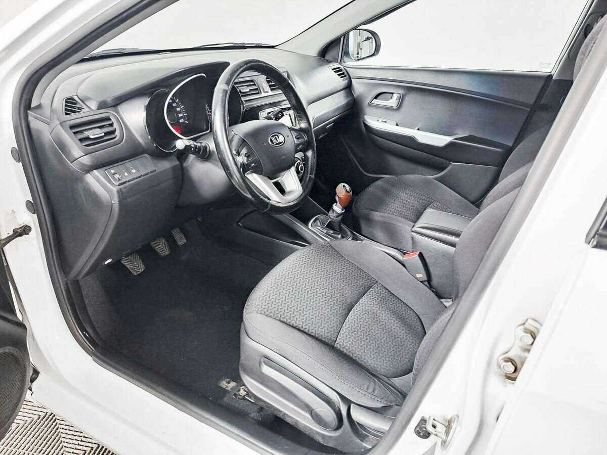 Kia Rio, 2014 Фото №14
